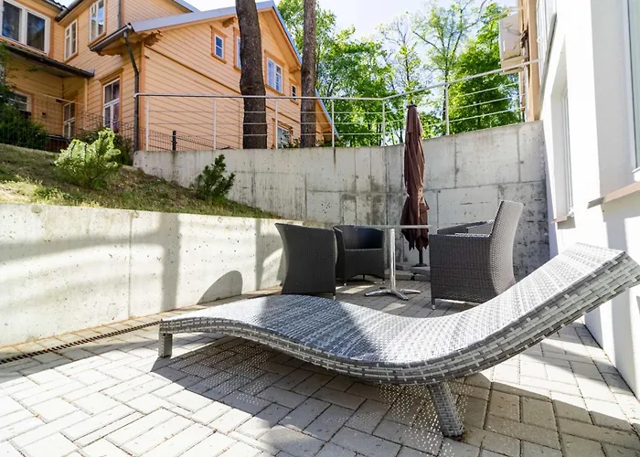 Center W-parking And Terrace, By Cohost *